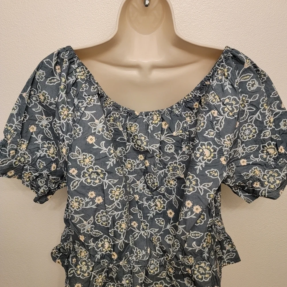 J. Crew Scoopneck Short Sleeve Cropped Blouse